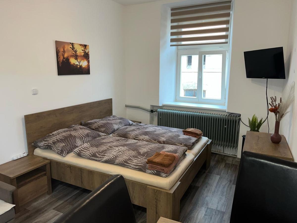 Apartmany Nezarka A Privatni Wellness Йиндржихув-Градец Экстерьер фото