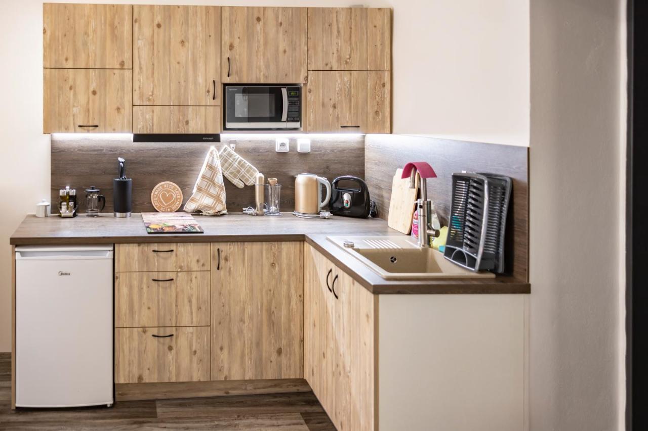 Apartmany Nezarka A Privatni Wellness Йиндржихув-Градец Экстерьер фото